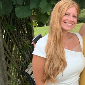 Meet your Posher, Sierra